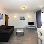 And By The Sea Tisno, Murter - 5106 Guest house 3*