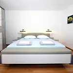 Guest house And By The Sea Tisno, Murter - 5106