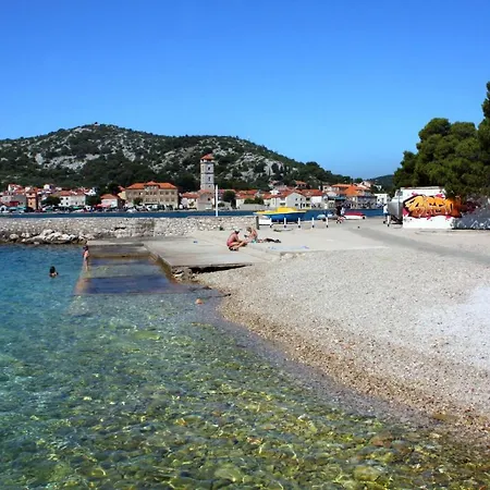 And By The Sea Tisno, Murter - 5106 بيت ضيافة تيسنو