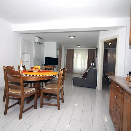 And By The Sea Tisno, Murter - 5106 بيت ضيافة تيسنو